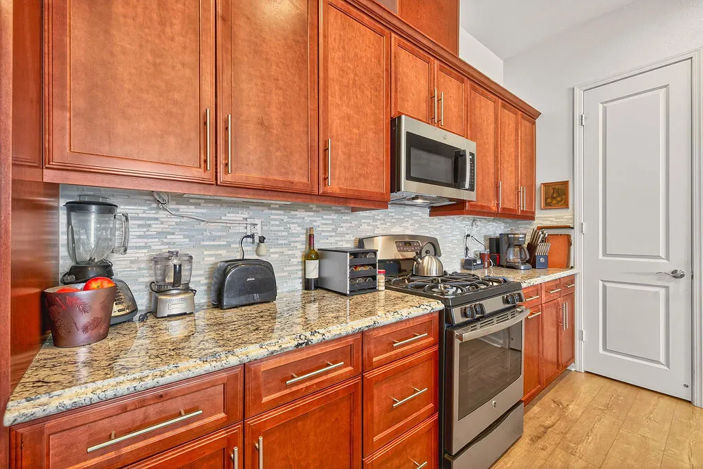 2107 Via Calderia, Palm Desert, California 92260 home-pic-4