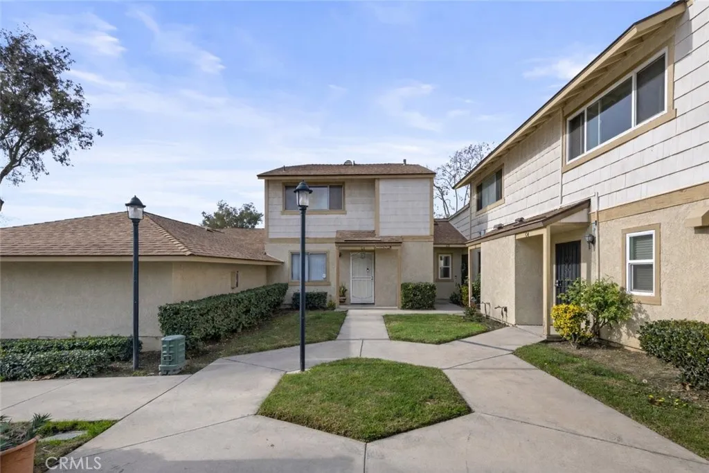 1031 S Palmetto Avenue G2, Ontario, California 91762 home-pic-23