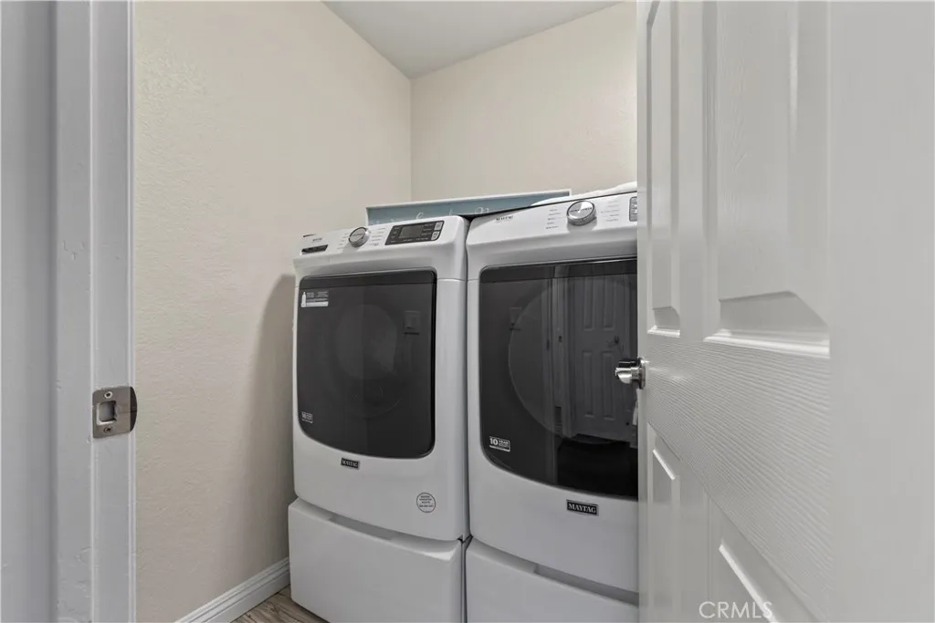 1031 S Palmetto Avenue G2, Ontario, California 91762 home-pic-17