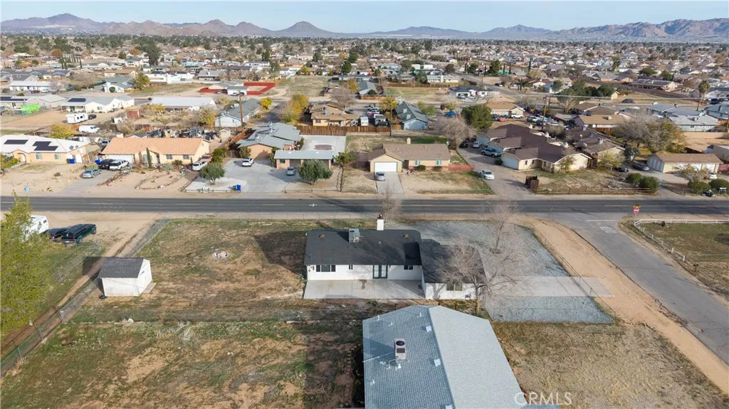 12850 Lakota Rd, Apple Valley, California 92308 home-pic-42