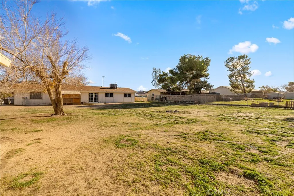 9164 Quincy Avenue, Hesperia, California 92345 home-pic-29