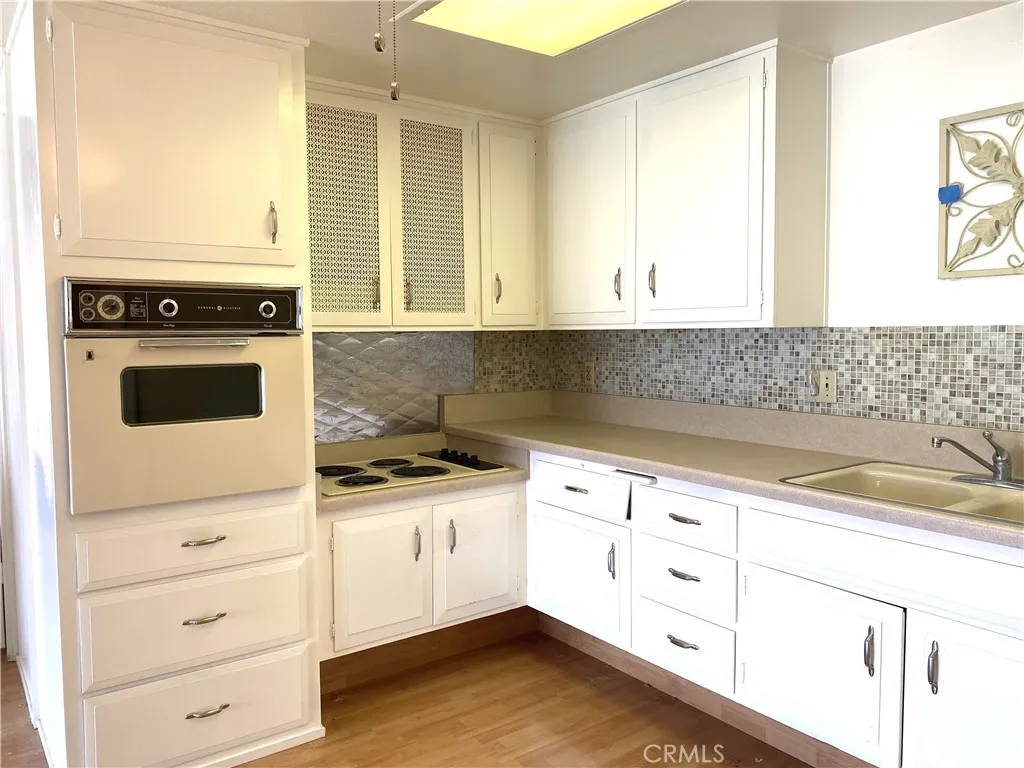 13250 N. Fairfield Ln., Seal Beach, California 90740 home-pic-12