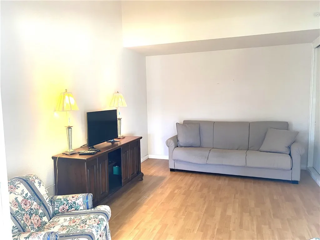 13250 N. Fairfield Ln., Seal Beach, California 90740 home-pic-16