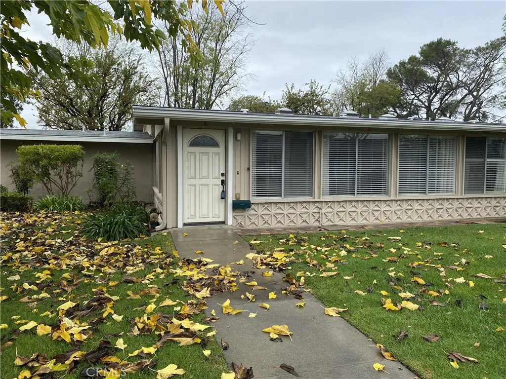13250 N. Fairfield Ln., Seal Beach, California 90740 home-pic-1