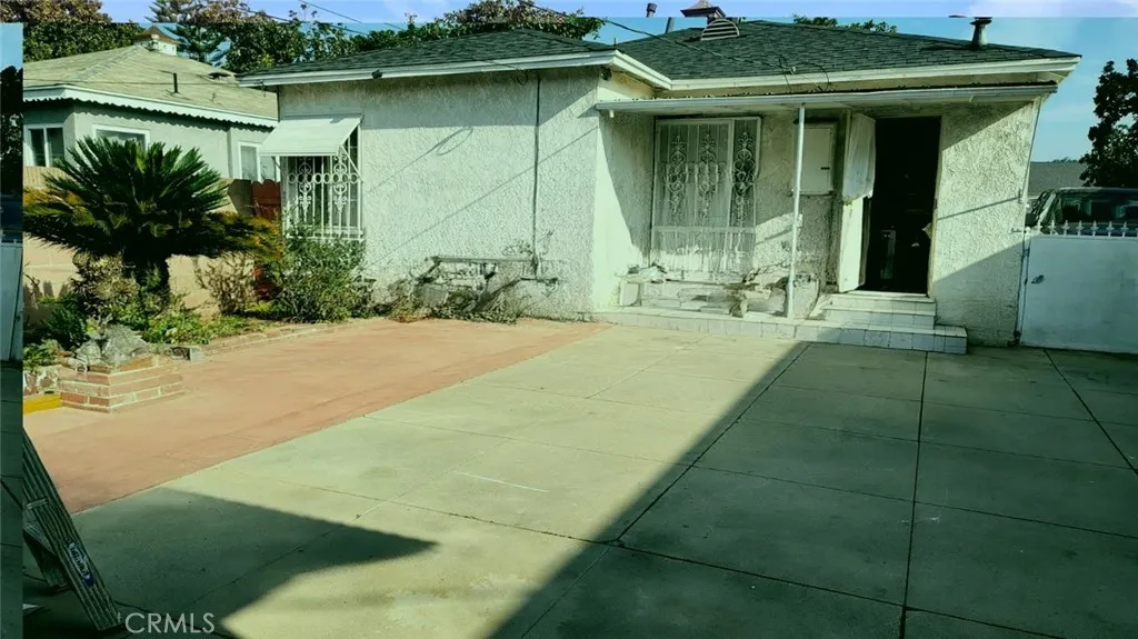 10309 Washington Avenue, South Gate, California 90280 home-pic-3
