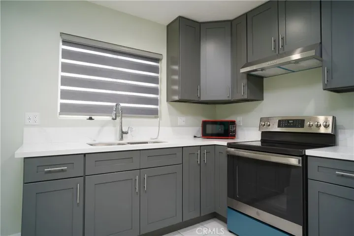 6409 Camellia, North Hollywood, California 91606