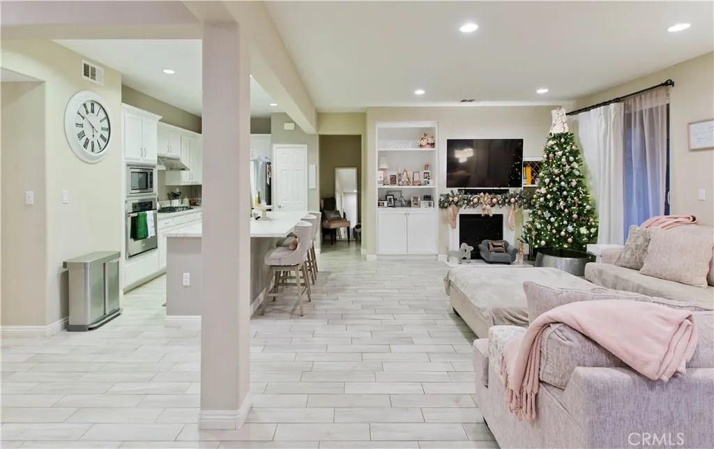 16479 W Nicklaus 124, Sylmar, California 91342 home-pic-4