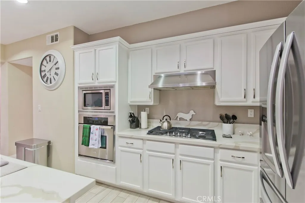 16479 W Nicklaus 124, Sylmar, California 91342 home-pic-13