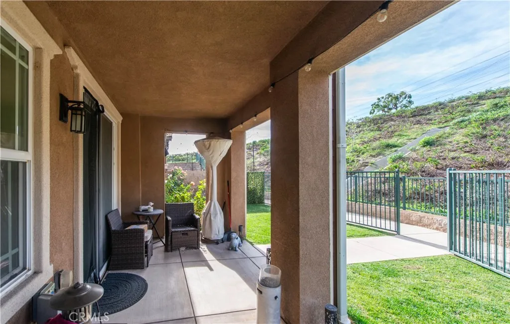 16479 W Nicklaus 124, Sylmar, California 91342 home-pic-24