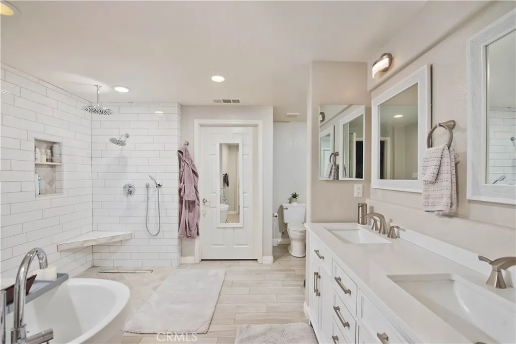 16479 W Nicklaus 124, Sylmar, California 91342 home-pic-20