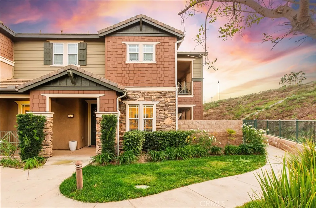 16479 W Nicklaus 124, Sylmar, California 91342 home-pic-2