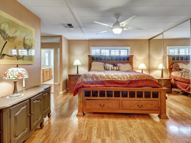 17-73549 Algonquin Pl-17