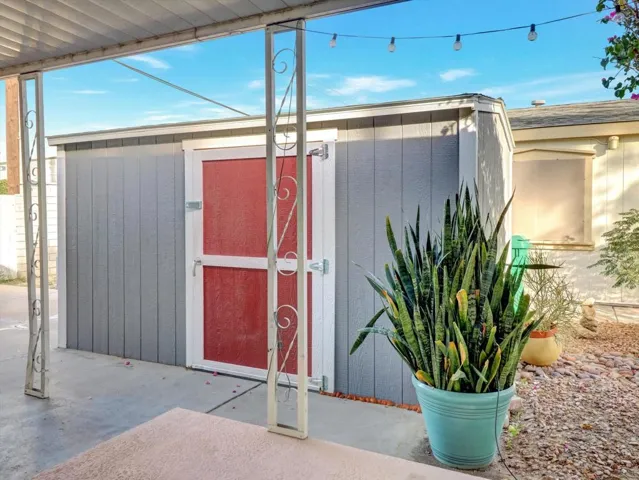 53-73549 Algonquin Pl-53