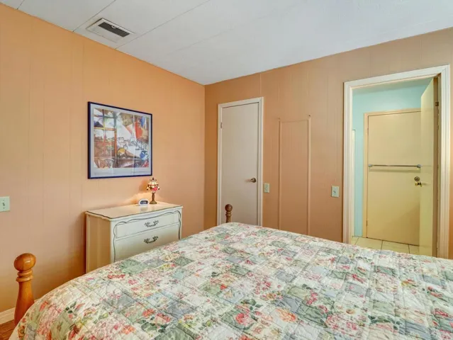 38-73549 Algonquin Pl-38