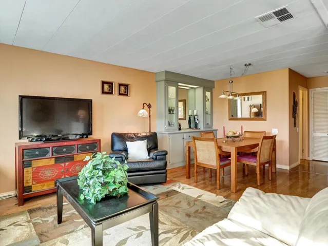 32-73549 Algonquin Pl-32