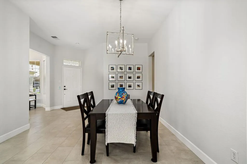 80418 Portobello Drive, Indio, California 92201 home-pic-8