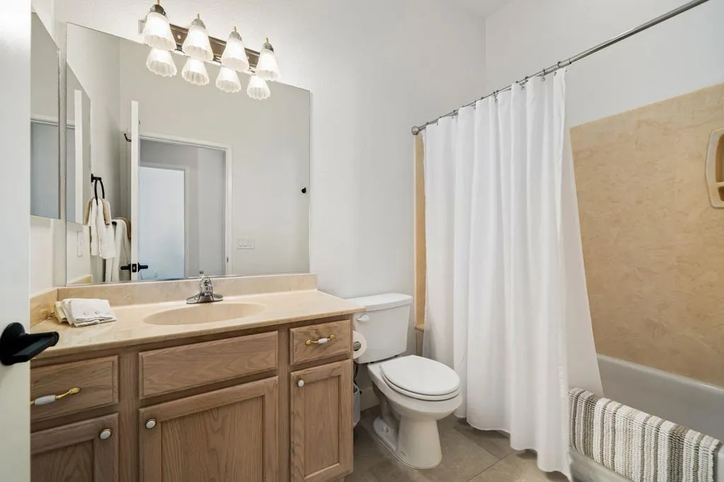 80418 Portobello Drive, Indio, California 92201 home-pic-25