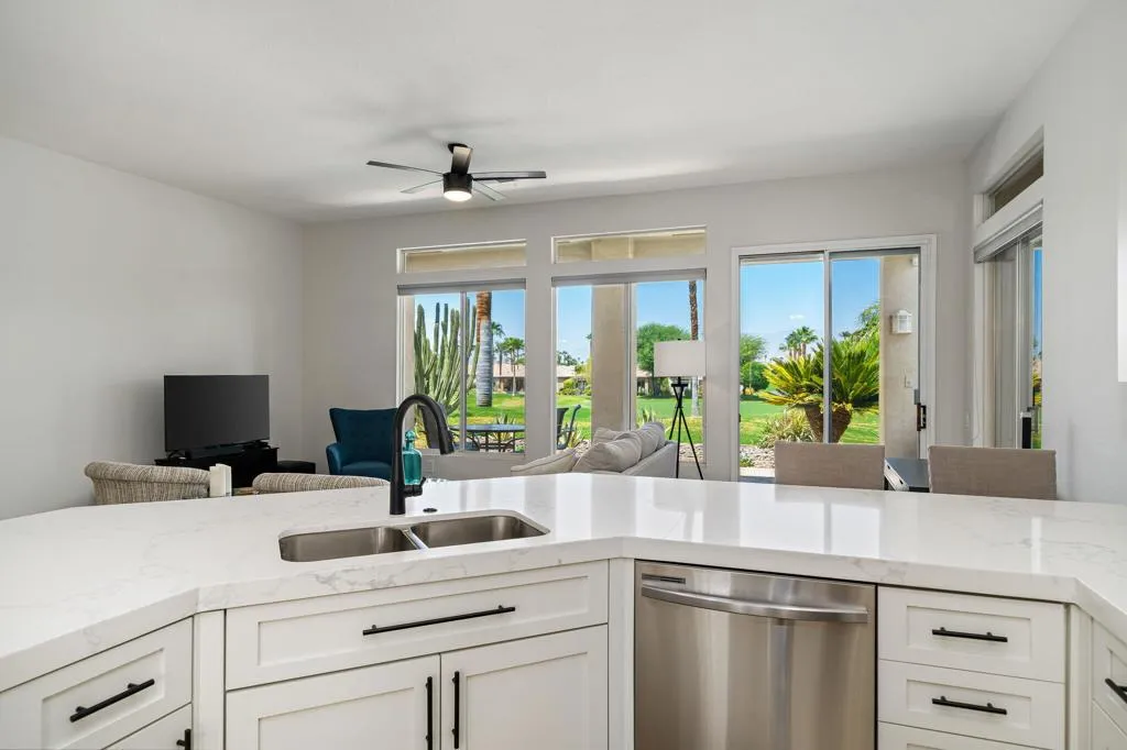 80418 Portobello Drive, Indio, California 92201 home-pic-13