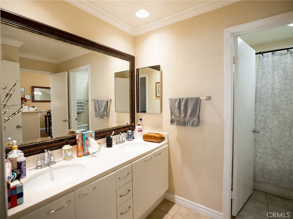 28496 Lucca Court, Lake Forest, California 92679 home-pic-10