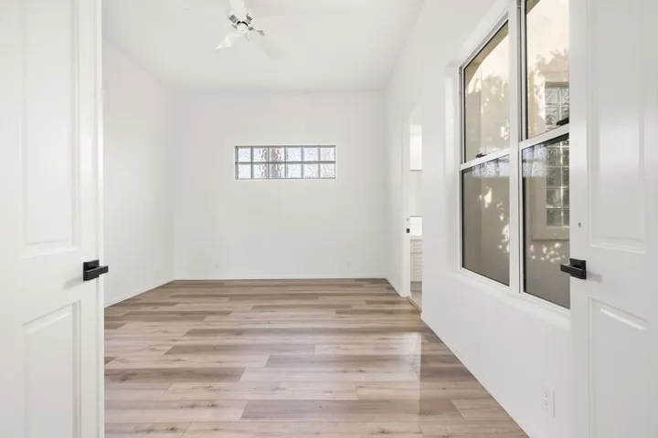 Bedroom 1 (2)