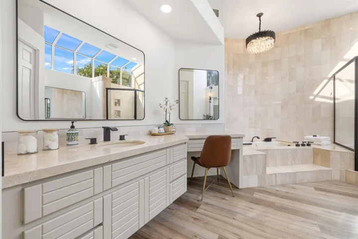 Primary bath (5)