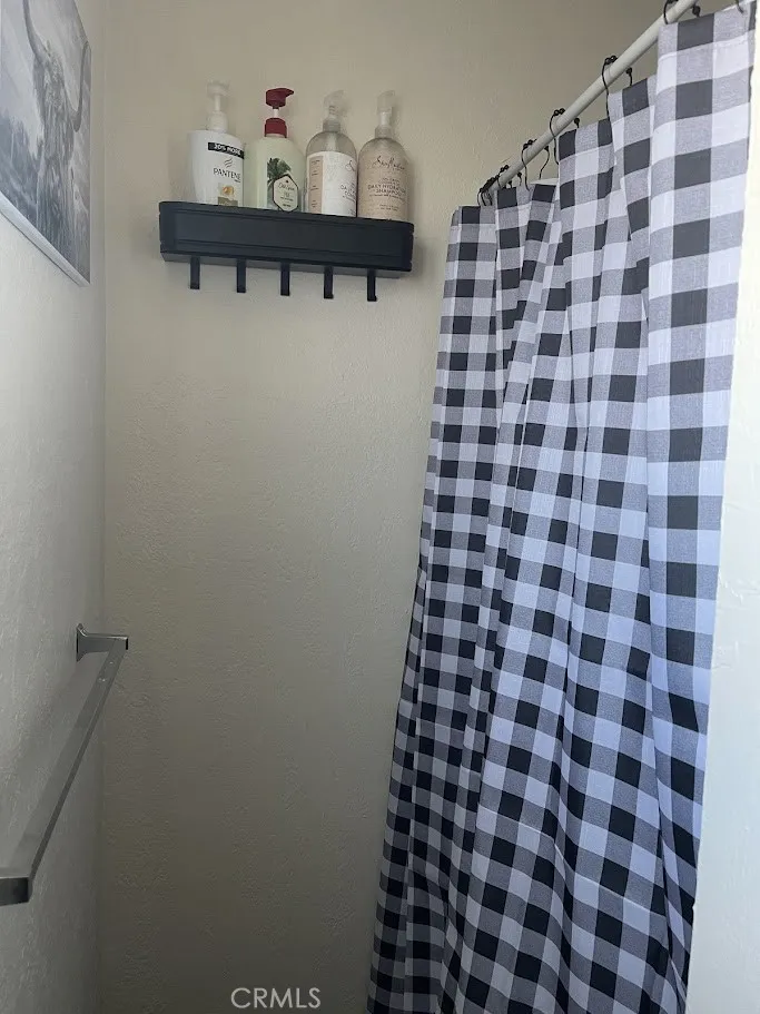 4675 Kickapoo Trail, Landers, California 92285 home-pic-8