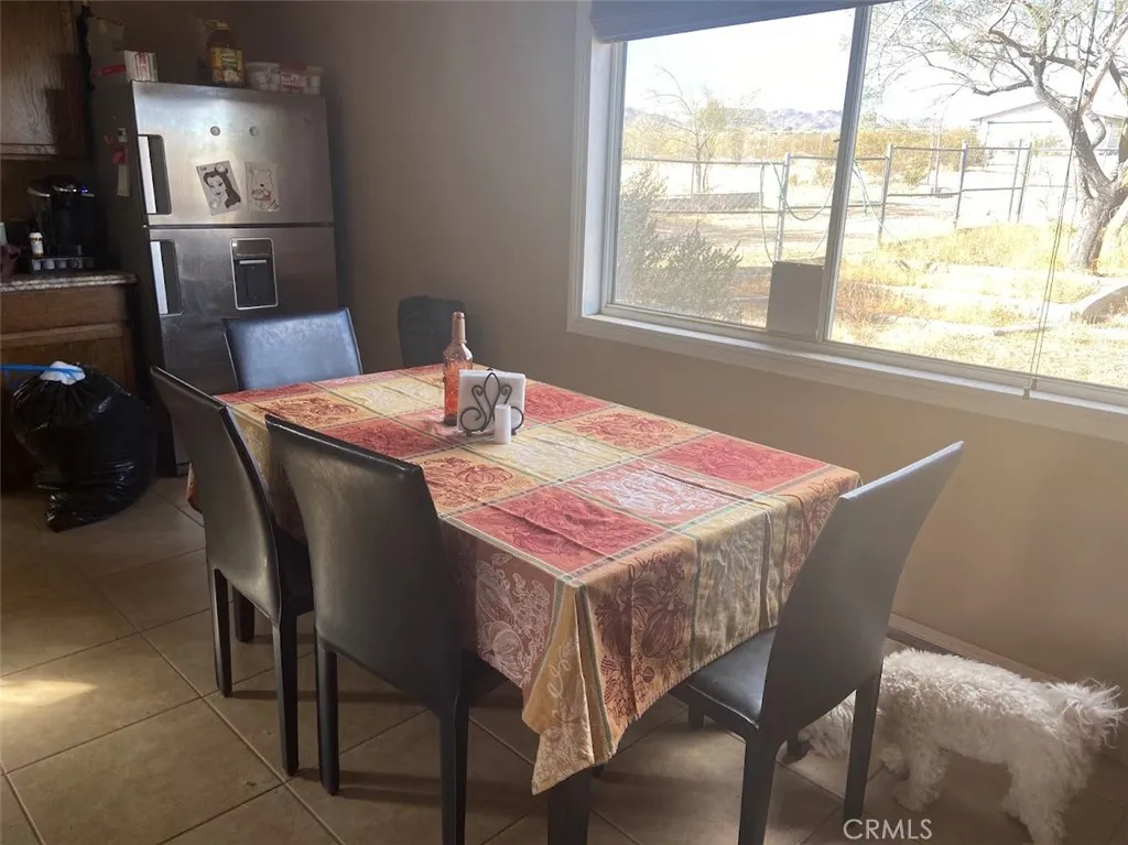 4675 Kickapoo Trail, Landers, California 92285 home-pic-5