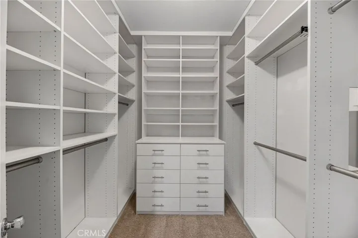 Walk in Closet