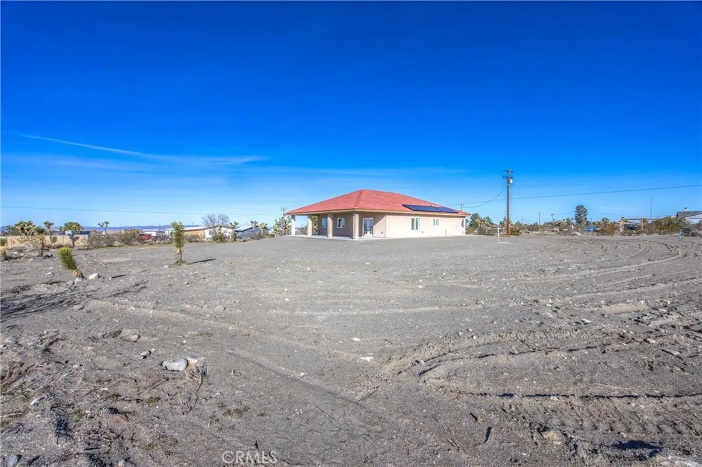 11788 Buckwheat, Pinon Hills, California 92371 home-pic-34