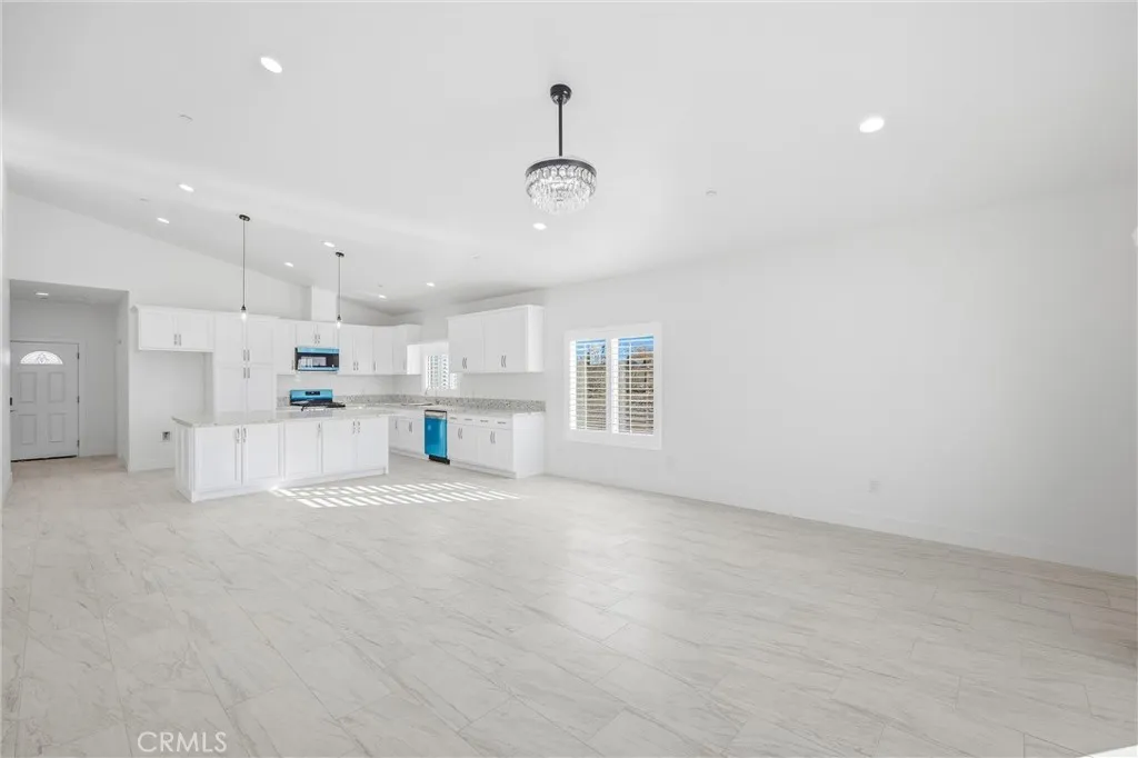 11788 Buckwheat, Pinon Hills, California 92371 home-pic-18