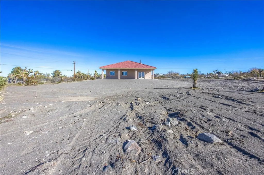 11788 Buckwheat, Pinon Hills, California 92371 home-pic-37