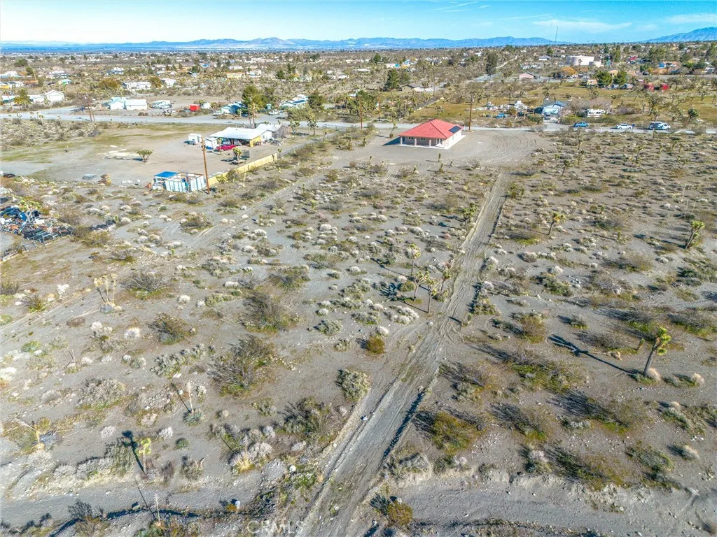 11788 Buckwheat, Pinon Hills, California 92371 home-pic-50