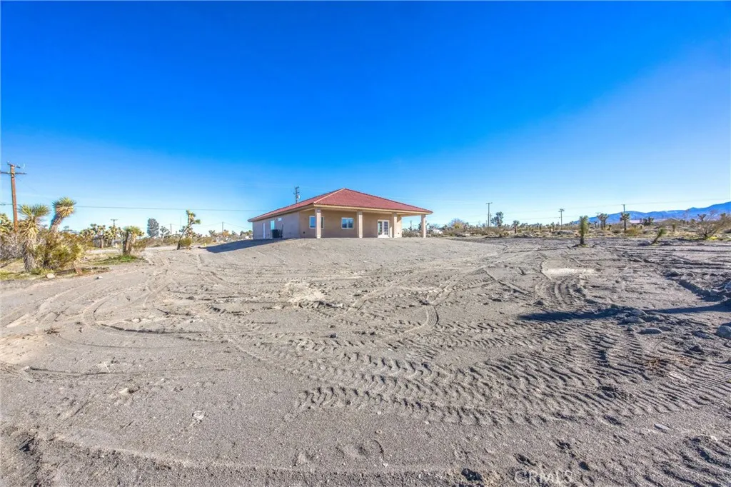 11788 Buckwheat, Pinon Hills, California 92371 home-pic-40