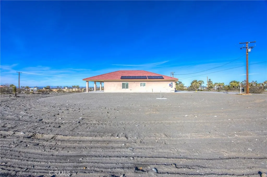 11788 Buckwheat, Pinon Hills, California 92371 home-pic-32