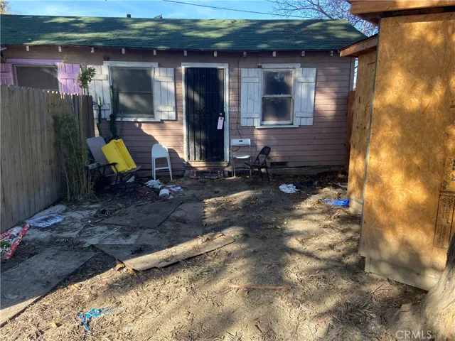 12116 S Willowbrook, Compton, California 90222