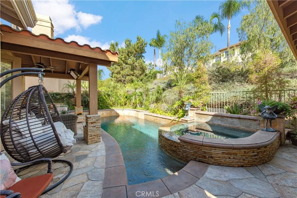 23072 Bouquet Canyon, Mission Viejo, California 92692 home-pic-14