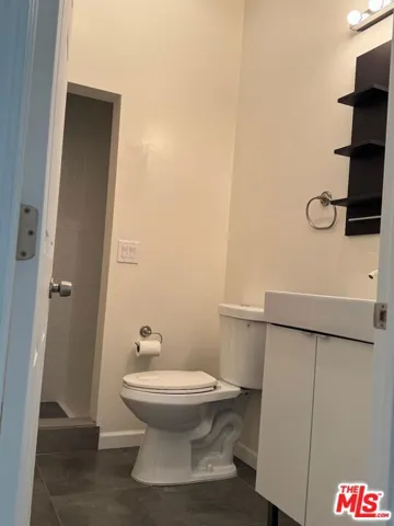 4501 guest bathroom
