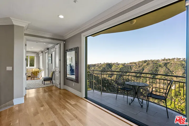 Main Entrance Balcony