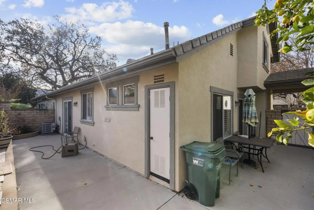 2046 Freesia Avenue, Simi Valley, California 93063 home-pic-28