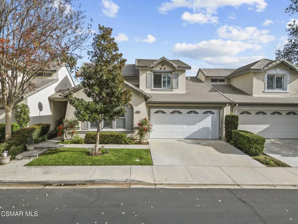 2046 Freesia Avenue, Simi Valley, California 93063 home-pic-1
