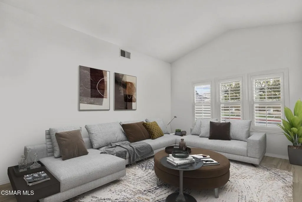 2046 Freesia Avenue, Simi Valley, California 93063 home-pic-20