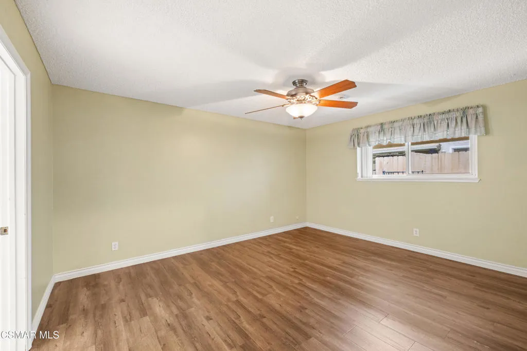 2044 Covington Avenue, Simi Valley, California 93065 home-pic-18
