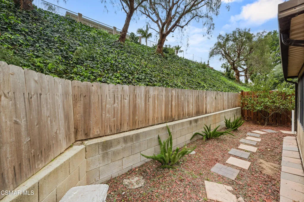 2044 Covington Avenue, Simi Valley, California 93065 home-pic-27