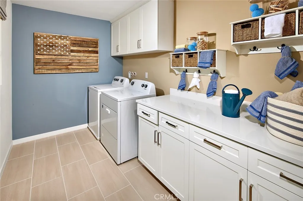 7930 Portofino Street, Highland, California 92346 home-pic-18