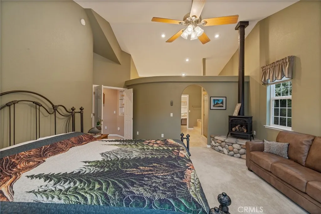 primary suite with propane fueled fireplace