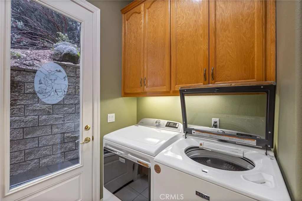 laundry room door leads to back yard