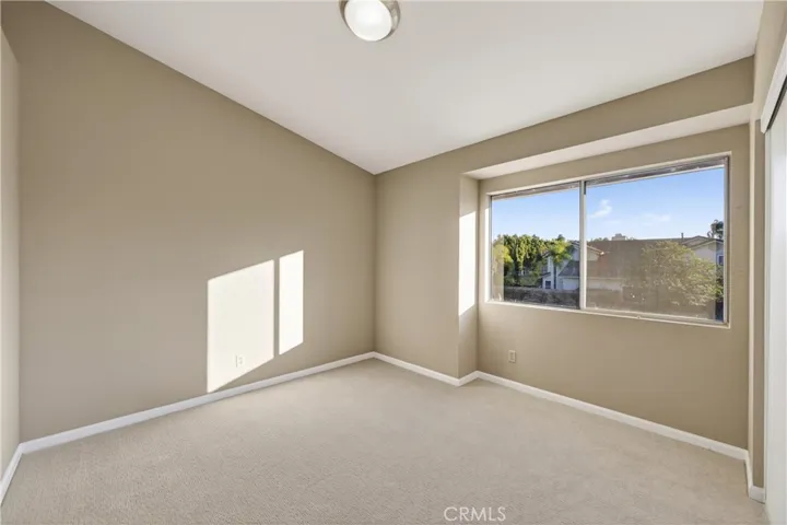 Versatile guest bedroom perfect for visitors or an office