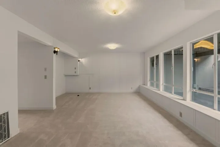 261 Del Norte Drive, San Bruno, California 94066