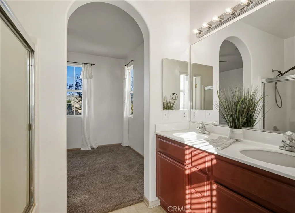 1626 Green Hills, Perris, California 92571 home-pic-16