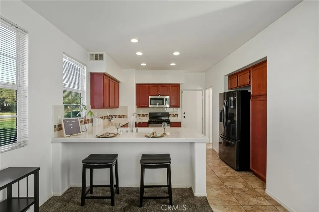 1626 Green Hills, Perris, California 92571 home-pic-5